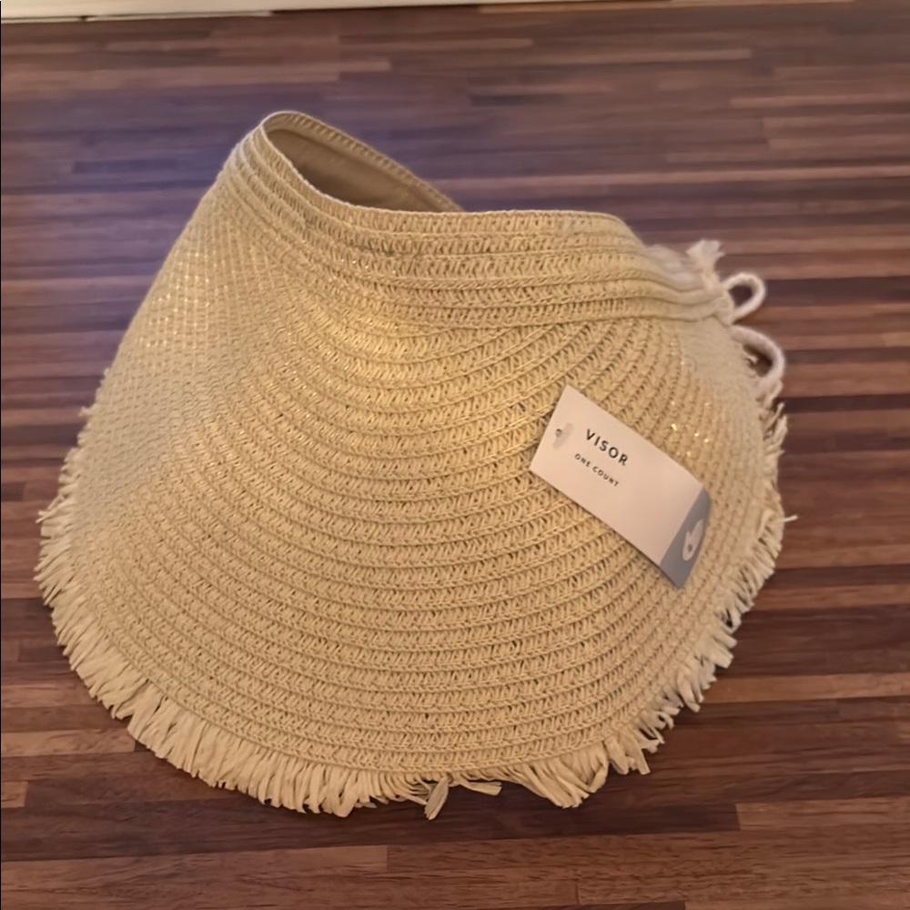 Stylish Cream Straw Visor